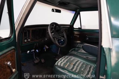 1979 Ford Bronco 4X4 Coyote Restomod
