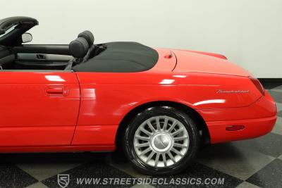 2005 Ford Thunderbird