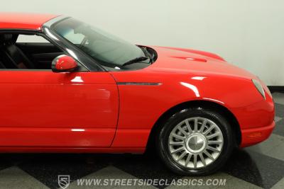 2005 Ford Thunderbird
