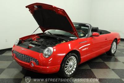2005 Ford Thunderbird