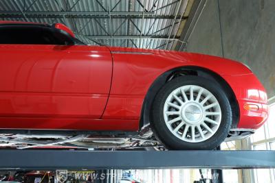 2005 Ford Thunderbird