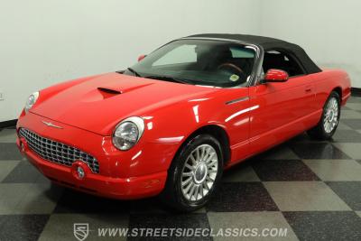 2005 Ford Thunderbird
