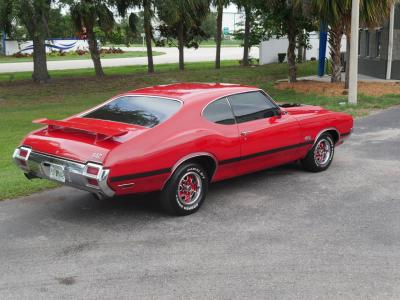 1971 Oldsmobile 442 Holiday Coupe