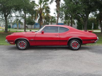 1971 Oldsmobile 442 Holiday Coupe