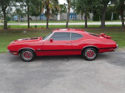 1971 Oldsmobile 442 Holiday Coupe