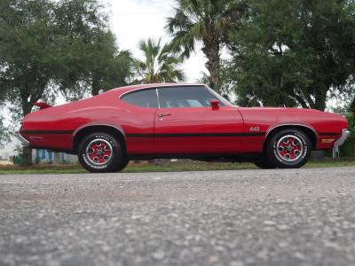 1971 Oldsmobile 442 Holiday Coupe