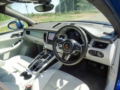 2018 Porsche 3.0T V6 GTS PDK 4WD Euro 6 (s/s) 5dr