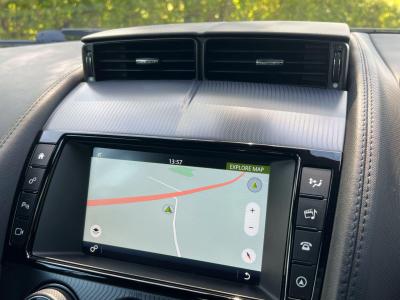 2017 Jaguar 3.0 V6 R-Dynamic Auto Euro 6 (s/s) 2dr