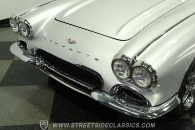1961 Chevrolet Corvette Convertible Restomod