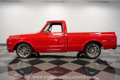 1972 Chevrolet C10 Custom Deluxe