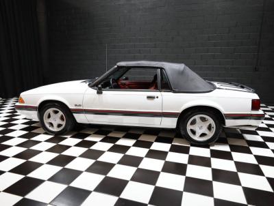 1991 Ford Mustang