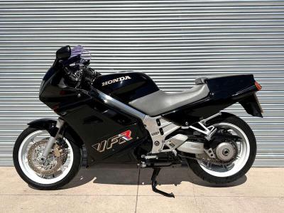 1991 Honda VFR750FL RC36