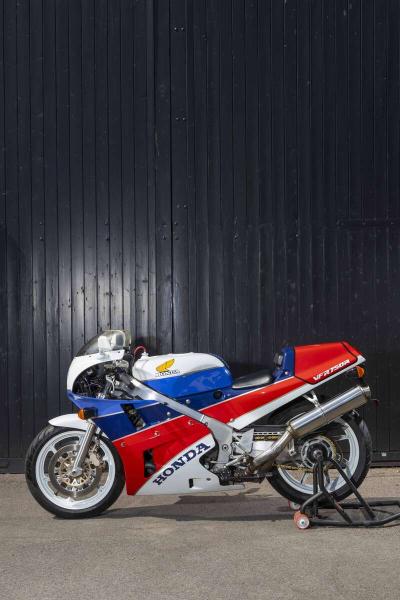1989 Honda VFR750R-K RC30