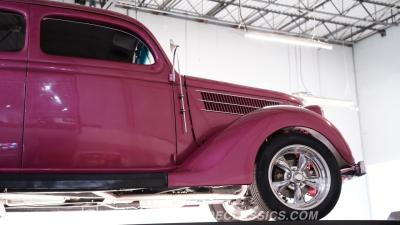1936 Ford Deluxe Slantback