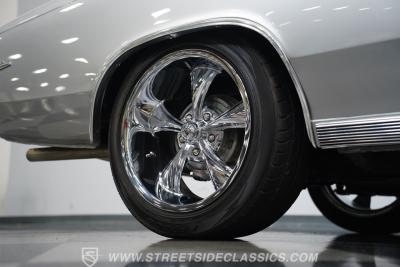 1966 Chevrolet Chevelle 300 Deluxe
