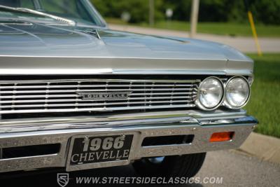 1966 Chevrolet Chevelle 300 Deluxe