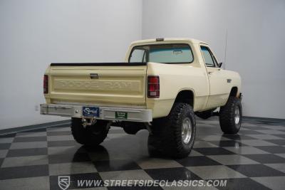 1986 Dodge Power Ram W150 4X4