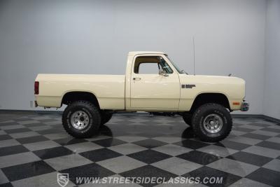 1986 Dodge Power Ram W150 4X4
