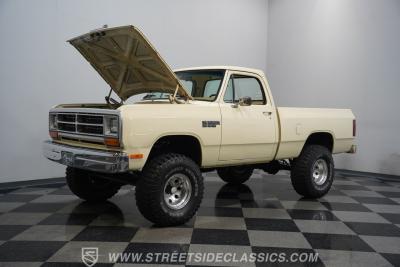 1986 Dodge Power Ram W150 4X4