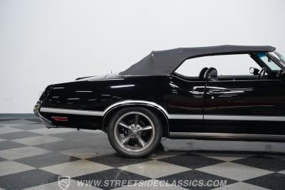 1972 Oldsmobile Cutlass 442 W30 Tribute Convertible