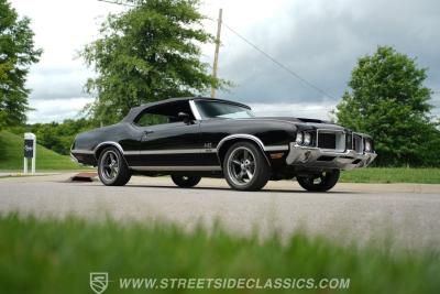1972 Oldsmobile Cutlass 442 W30 Tribute Convertible