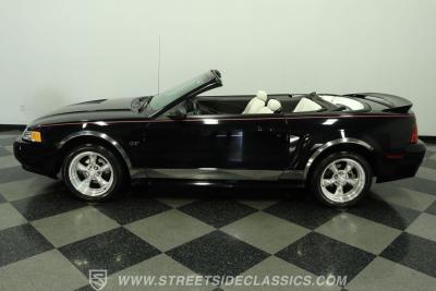 2000 Ford Mustang GT Convertible