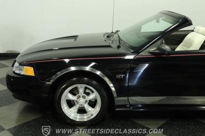 2000 Ford Mustang GT Convertible