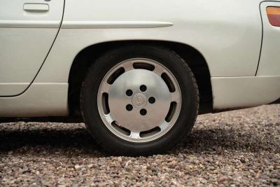 1990 Porsche 928 S4
