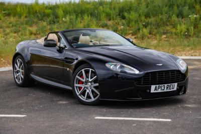 2013 Aston Martin V8 Vantage Roadster