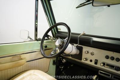 1971 Ford Bronco Half-Cab 4x4