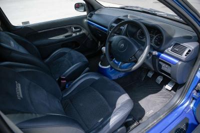 2004 Renault SPORT CLIO