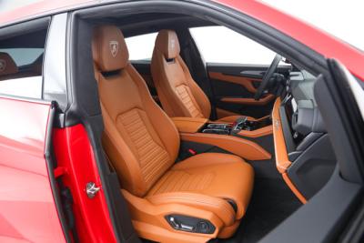 2025 Lamborghini Urus