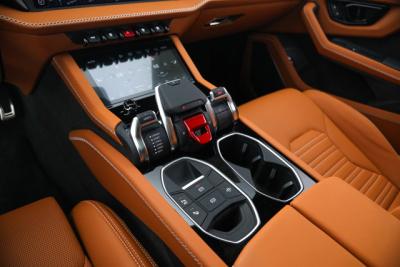 2025 Lamborghini Urus