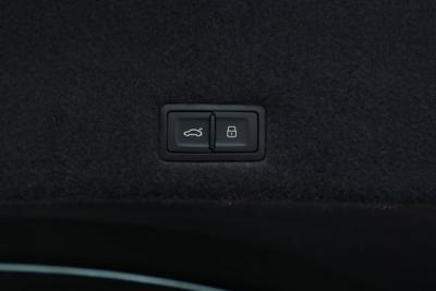 2025 Lamborghini Urus