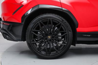 2025 Lamborghini Urus