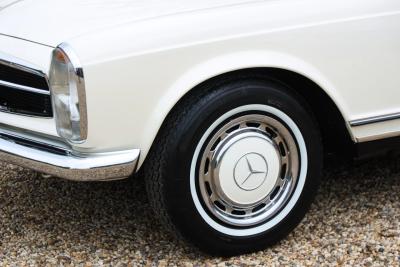 1971 Mercedes - Benz 280 SL Pagode &ldquo;Completely Data card correct&rdquo;
