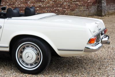 1971 Mercedes - Benz 280 SL Pagode &ldquo;Completely Data card correct&rdquo;