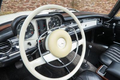 1971 Mercedes - Benz 280 SL Pagode &ldquo;Completely Data card correct&rdquo;