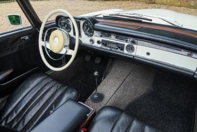 1971 Mercedes - Benz 280 SL Pagode &ldquo;Completely Data card correct&rdquo;