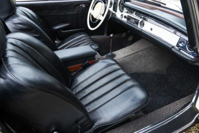 1971 Mercedes - Benz 280 SL Pagode &ldquo;Completely Data card correct&rdquo;