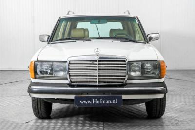1983 Mercedes - Benz 300TDT Turbo combi (W123)