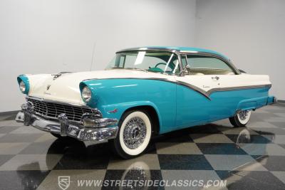1956 Ford Fairlane Victoria