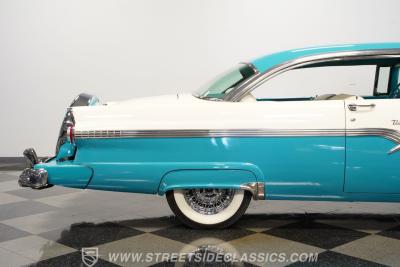 1956 Ford Fairlane Victoria