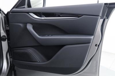 2022 Maserati Levante