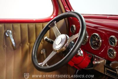 1937 Ford Tudor Humpback