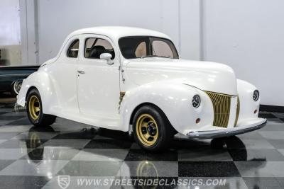 1940 Ford 5-Window Coupe Streetrod