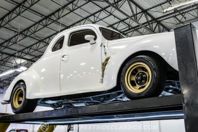 1940 Ford 5-Window Coupe Streetrod