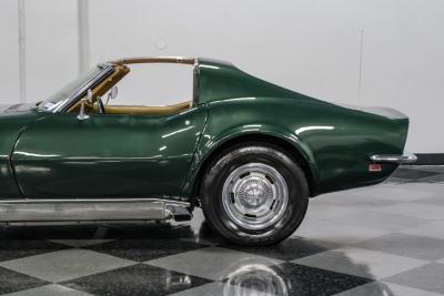 1969 Chevrolet Corvette 427 Tri-Power