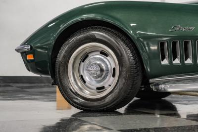 1969 Chevrolet Corvette 427 Tri-Power