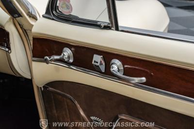 1953 Cadillac Series 62 Coupe De Ville Restomod